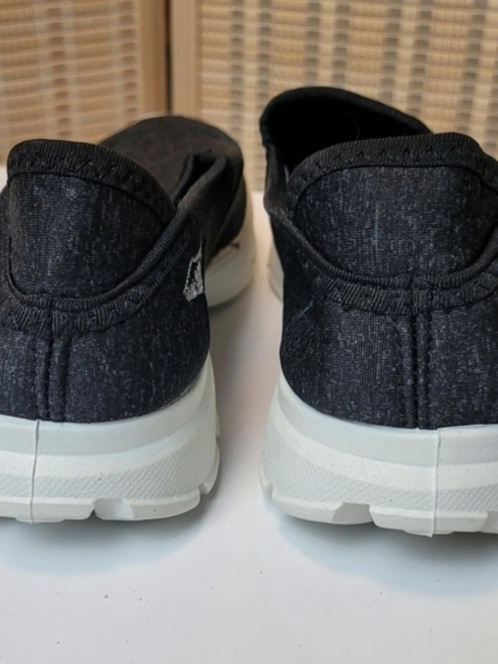 Charcoal Gray Knit Slip-On Shoes US 8 EU41